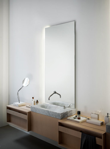 Зеркало туалетное с led подсветкой Agape Nudo LED ИТАЛИЯ