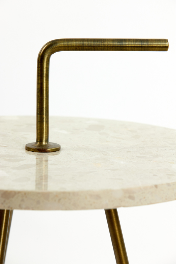 Приствной столик JOBITO terrazzo cream+antique bronze Ø37x55 cm 6777718 Light & Living НИДЕРЛАНДЫ