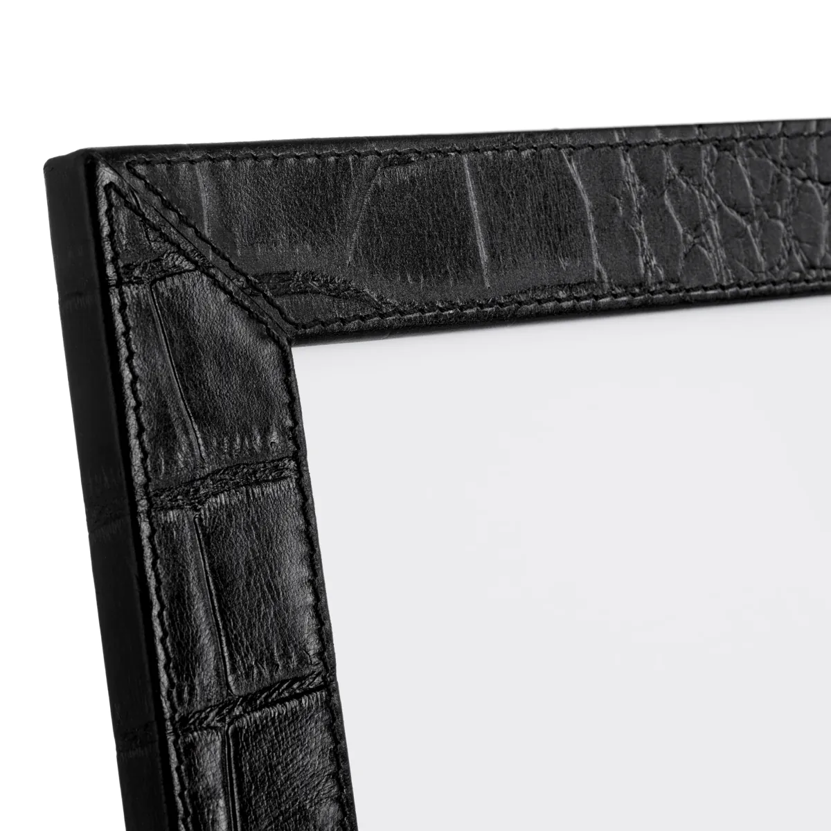 Рамка для фото Frame Scaleo croco embossed black leather set of 2 Eichholtz НИДЕРЛАНДЫ