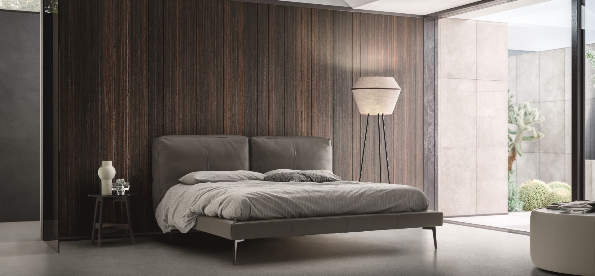 Кровать Ditre Italia в интерьере спальни загородного дома