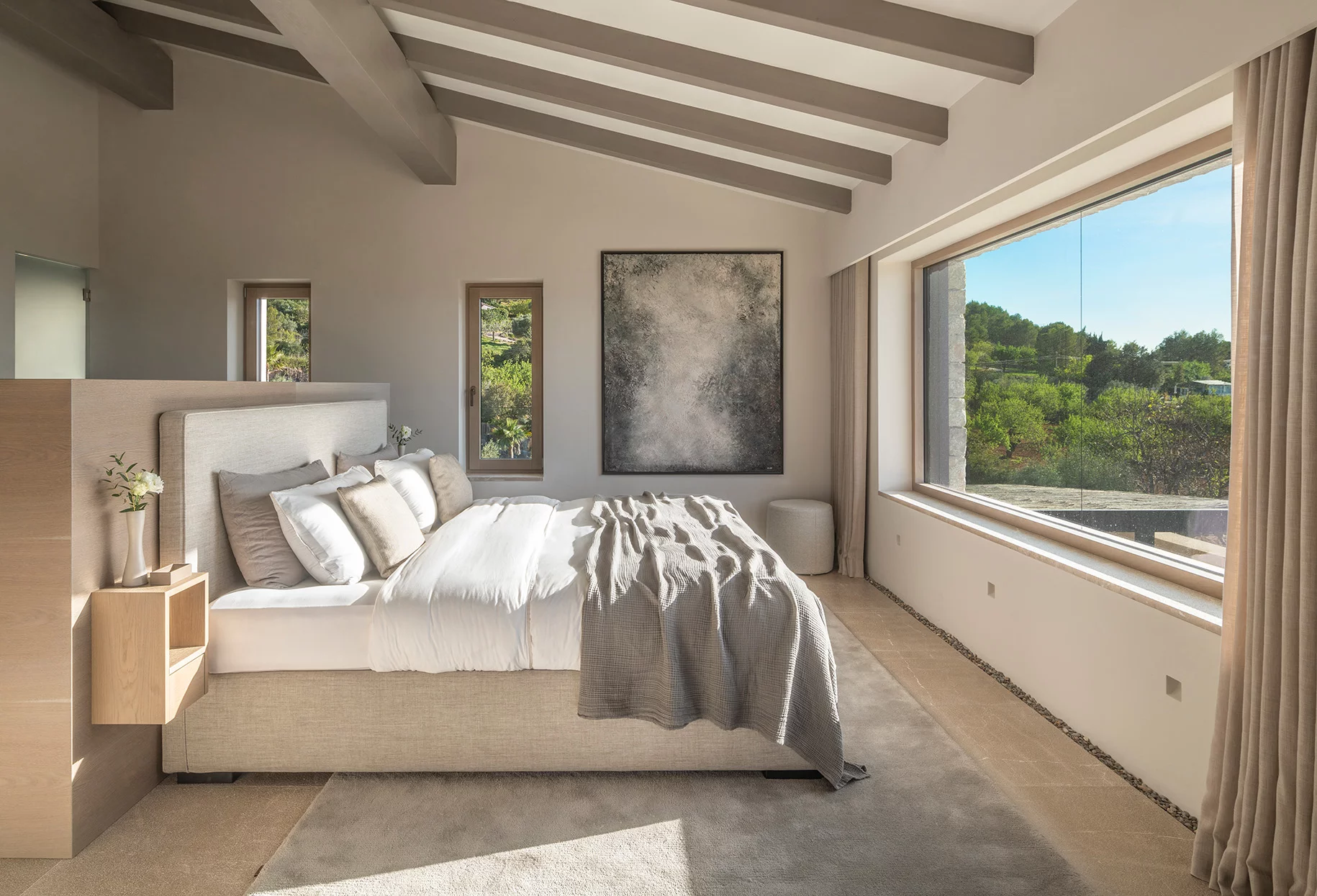 terraza_balear_eden_bedroom03-1830x1245.jpg Кровать Stone Meridiani