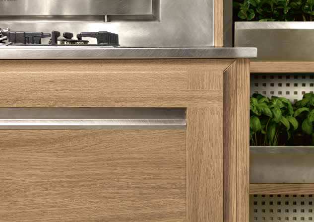 Сочетание дерева и металла в гарнитуре