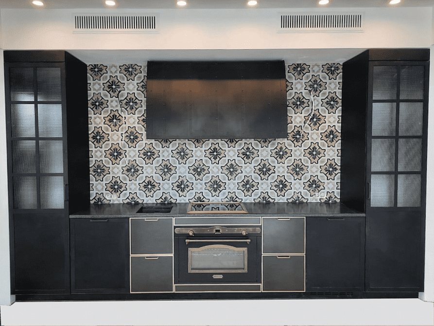 Aster Factory в частном доме