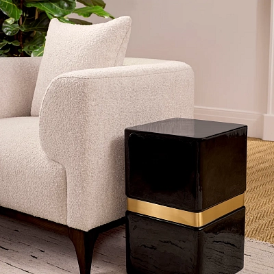 Кресло Brannan bouclé chalk white 118862 Eichholtz