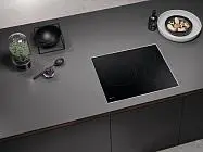 Встраиваемая индукционная варочная панель с артикулом KM 7720 FR Miele